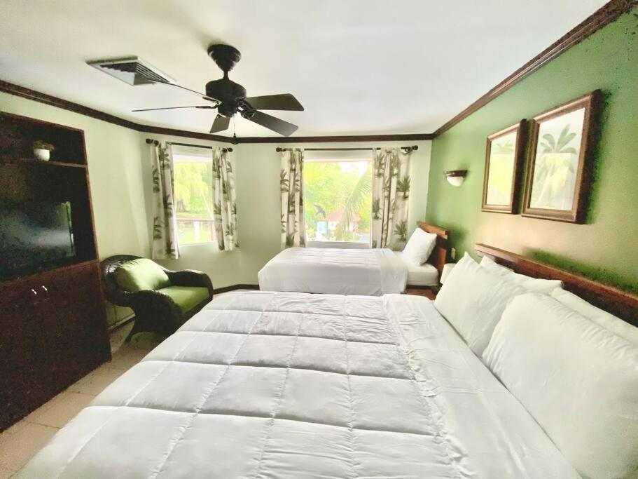 Lovely 2-Bdroom Condo In Laguna Eco Village Resort Quepos Exterior photo